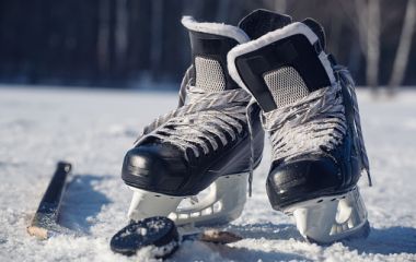 Как выбрать хоккейные коньки по уровню игры: новичок, любитель, продвинутый
